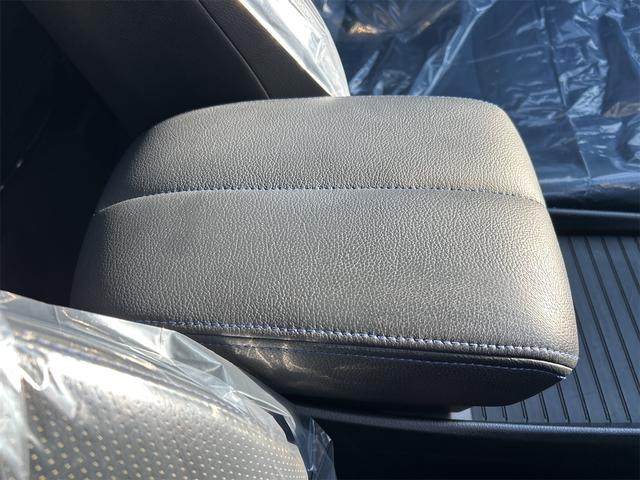 オデッセイ アブソルート　ＥＴＣ　バックカメラ　ナビ　オートクルーズコントロール　オートライト　ＨＩＤ　キーレスエントリー　電動格納ミラー　３列シート　ＡＴ　アルミホイール　ＣＤ　ＤＶＤ再生　ＵＳＢ　Ｂｌｕｅｔｏｏｔｈ（43枚目）