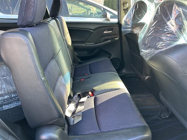 オデッセイ アブソルート　ＥＴＣ　バックカメラ　ナビ　オートクルーズコントロール　オートライト　ＨＩＤ　キーレスエントリー　電動格納ミラー　３列シート　ＡＴ　アルミホイール　ＣＤ　ＤＶＤ再生　ＵＳＢ　Ｂｌｕｅｔｏｏｔｈ（53枚目）