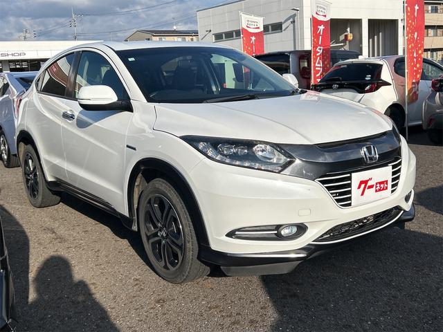 ヴェゼル ハイブリッドＸ　ＥＴＣ　バックカメラ　オートクルーズコントロール　衝突被害軽減システム　ナビ　オートライト　ＬＥＤヘッドランプ　アルミホイール　スマートキー　電動格納ミラー　ＡＴ　盗難防止システム　衝突安全ボディ（14枚目）