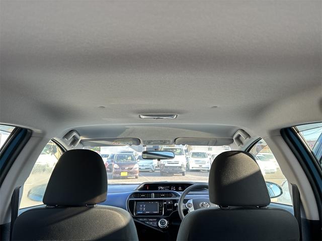 アクア Ｓ　ＥＴＣ　バックカメラ　ＴＶ　クリアランスソナー　オートライト　スマートキー　アイドリングストップ　電動格納ミラー　シートヒーター　ＣＶＴ　衝突安全ボディ　ＡＢＳ　ＥＳＣ　ＣＤ　Ｂｌｕｅｔｏｏｔｈ（32枚目）