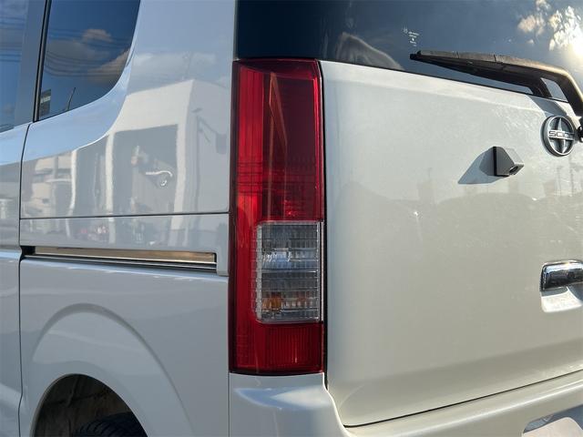 エブリイワゴン ＪＰターボ　ＥＴＣ　バックカメラ　ナビ　ＴＶ　キーレスエントリー　電動格納ミラー　ＡＴ　盗難防止システム　ＡＢＳ　ＣＤ　アルミホイール　衝突安全ボディ　エアコン　パワーステアリング　パワーウィンドウ（11枚目）