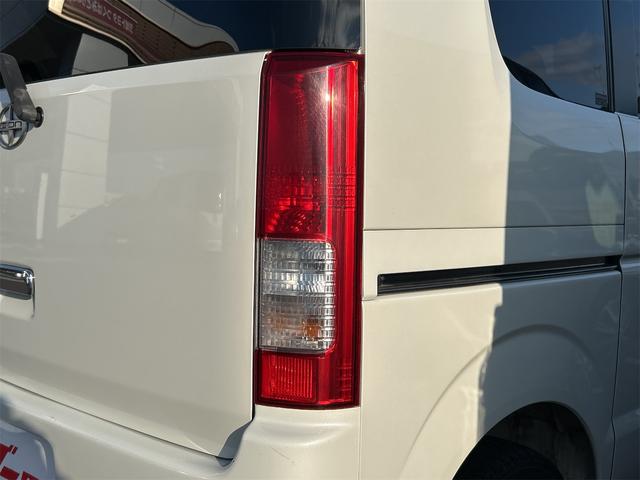 エブリイワゴン ＪＰターボ　ＥＴＣ　バックカメラ　ナビ　ＴＶ　キーレスエントリー　電動格納ミラー　ＡＴ　盗難防止システム　ＡＢＳ　ＣＤ　アルミホイール　衝突安全ボディ　エアコン　パワーステアリング　パワーウィンドウ（12枚目）