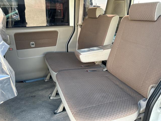 エブリイワゴン ＪＰターボ　ＥＴＣ　バックカメラ　ナビ　ＴＶ　キーレスエントリー　電動格納ミラー　ＡＴ　盗難防止システム　ＡＢＳ　ＣＤ　アルミホイール　衝突安全ボディ　エアコン　パワーステアリング　パワーウィンドウ（19枚目）