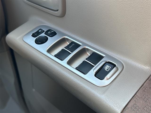 エブリイワゴン ＪＰターボ　ＥＴＣ　バックカメラ　ナビ　ＴＶ　キーレスエントリー　電動格納ミラー　ＡＴ　盗難防止システム　ＡＢＳ　ＣＤ　アルミホイール　衝突安全ボディ　エアコン　パワーステアリング　パワーウィンドウ（37枚目）