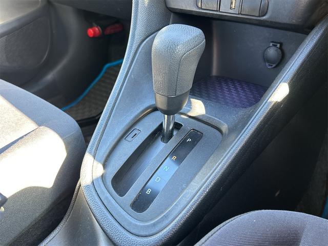 ヤリス ハイブリッドX ドライブレコーダー ETC 全周囲カメラ TV オートクルーズコントロール レーンアシスト 衝突被害軽減システム オートマチックハイビーム オートライト スマートキー(7枚目)