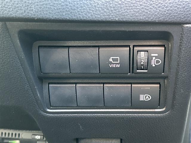 ヤリス ハイブリッドX ドライブレコーダー ETC 全周囲カメラ TV オートクルーズコントロール レーンアシスト 衝突被害軽減システム オートマチックハイビーム オートライト スマートキー(9枚目)