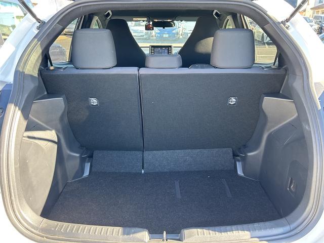 ヤリス ハイブリッドX ドライブレコーダー ETC 全周囲カメラ TV オートクルーズコントロール レーンアシスト 衝突被害軽減システム オートマチックハイビーム オートライト スマートキー(19枚目)