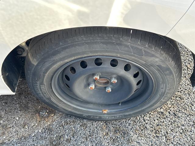 ヤリス ハイブリッドX ドライブレコーダー ETC 全周囲カメラ TV オートクルーズコントロール レーンアシスト 衝突被害軽減システム オートマチックハイビーム オートライト スマートキー(20枚目)