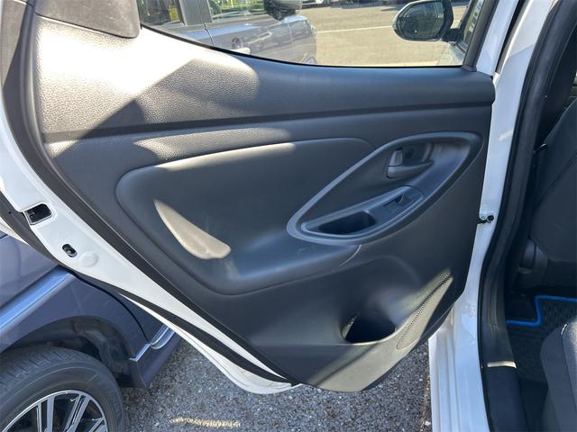 ヤリス ハイブリッドX ドライブレコーダー ETC 全周囲カメラ TV オートクルーズコントロール レーンアシスト 衝突被害軽減システム オートマチックハイビーム オートライト スマートキー(39枚目)