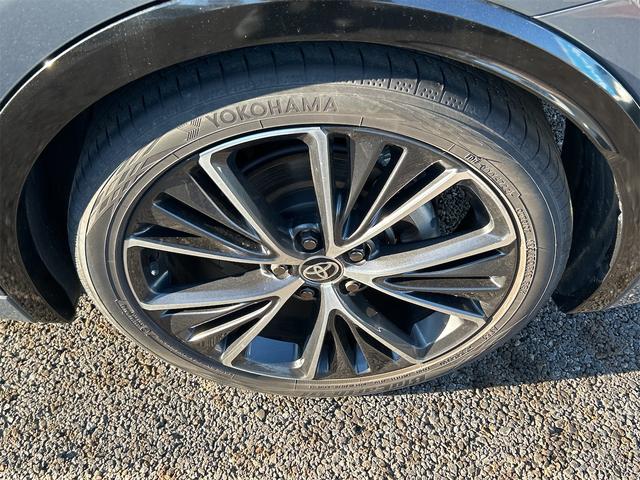 プリウス Ｚ　ドライブレコーダー　ＥＴＣ　クリアランスソナー　レーンアシスト　オートクルーズコントロール　パークアシスト　衝突被害軽減システム　全周囲カメラ　ナビ　ＴＶ　アルミホイール　オートマチックハイビーム（31枚目）