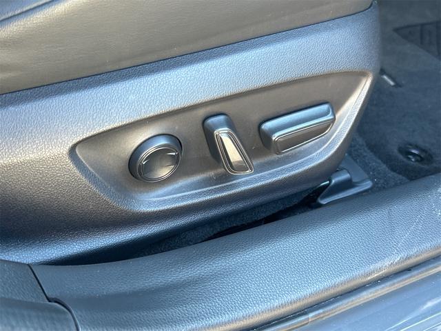 プリウス Ｚ　ドライブレコーダー　ＥＴＣ　クリアランスソナー　レーンアシスト　オートクルーズコントロール　パークアシスト　衝突被害軽減システム　全周囲カメラ　ナビ　ＴＶ　アルミホイール　オートマチックハイビーム（38枚目）