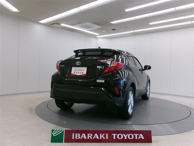 Ｃ－ＨＲ Ｓ　フルセグテレビ　エアコン　パワーウィンドウ　横滑り防止　スマートＫＥＹ　ナビＴＶ　エアバッグ　パワーステアリング　ＡＢＳ　ＥＴＣ車載器　メモリ－ナビ　アルミホイール　ＷＳＲＳ　カーテンエアバッグ（3枚目）
