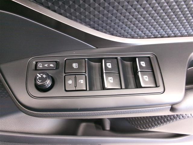 Ｃ－ＨＲ Ｓ　フルセグテレビ　エアコン　パワーウィンドウ　横滑り防止　スマートＫＥＹ　ナビＴＶ　エアバッグ　パワーステアリング　ＡＢＳ　ＥＴＣ車載器　メモリ－ナビ　アルミホイール　ＷＳＲＳ　カーテンエアバッグ（9枚目）