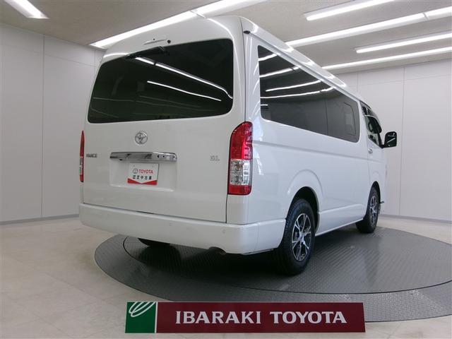 ハイエースワゴン GL セキュリティアラーム 左オートスライドドア ETC付き スマートキ- リアカメラ 運転席助手席エアバック キーレスキー ナビ&TV AC 100V PW LEDヘッドランプ 地デジ DVD再生 ABS(3枚目)
