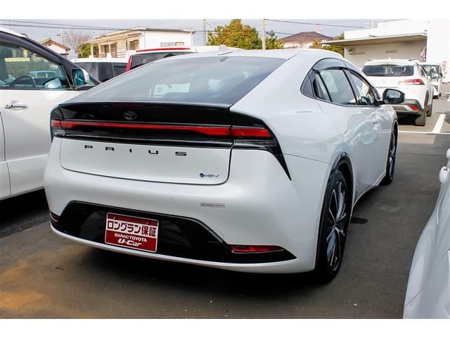 プリウス Ｚ　リアカメラ　プリクラッシュ　本革　ＬＥＤランプ　アルミホイール　ＡＣ　運転席エアバッグ　パワーウインドウ　ＡＢＳ　パワステ　助手席エアバッグ（4枚目）