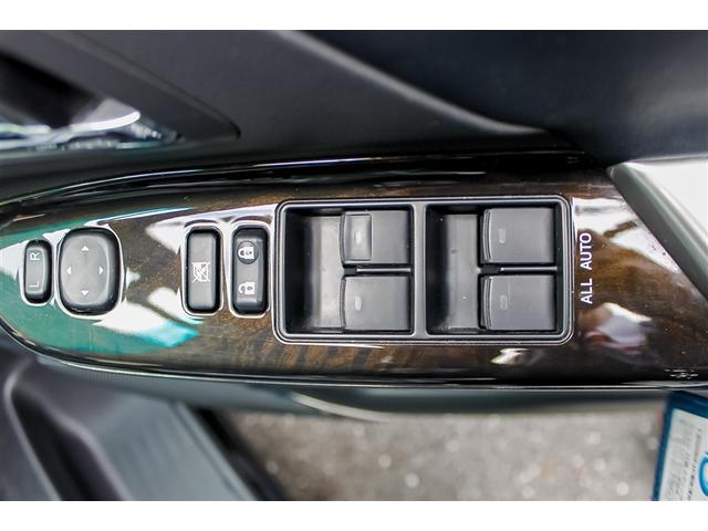 ヴェルファイア ２．４Ｚ　ゴールデンアイズＩＩ　リヤカメラ　ＥＴＣ付　ＤＶＤ再生機能　ナビＴＶ　盗難防止システム　デュアルエアコン　オートクルーズコントロール　地デジフルセグ　３列シート　ＨＤＤナビ　ＡＢＳ　オートエアコン　アルミホイール（12枚目）