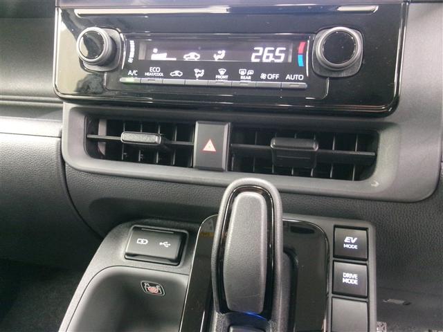 シエンタ ハイブリッドＺ　ＴＳＳ　エアバック　キーレスエントリー　ナビＴＶ　イモビライザー　バックモニター　ＬＥＤヘッドライト　ＥＴＣ車載器　横滑り防止　スマートキー　オートエアコン　サイドエアバッグ　ＷＳＲＳ　３列シート（11枚目）