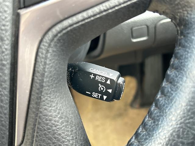 クラウンハイブリッド ロイヤルサルーン　ＥＴＣ　オートクルーズコントロール　バックカメラ　ナビ　ＴＶ　アルミホイール　オートライト　ＨＩＤ　ＣＶＴ　シートヒーター　スマートキー　アイドリングストップ　電動格納ミラー　盗難防止システム（44枚目）