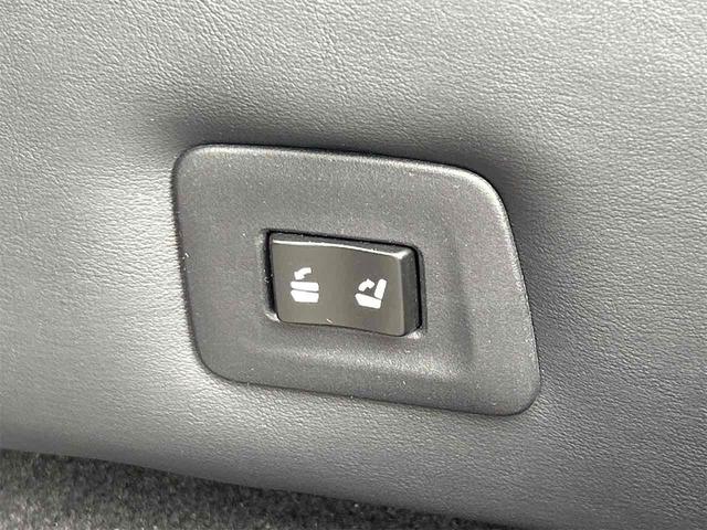 ＲＸ ＲＸ４５０ｈ　バージョンＬ　４ＷＤ　ドライブレコーダー　バックカメラ　オートクルーズコントロール　レーンアシスト　パワーシート　衝突被害軽減システム　ナビ　ＴＶ　オートマチックハイビーム（43枚目）