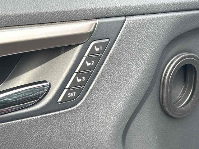 ＲＸ ＲＸ４５０ｈ　バージョンＬ　４ＷＤ　ドライブレコーダー　バックカメラ　オートクルーズコントロール　レーンアシスト　パワーシート　衝突被害軽減システム　ナビ　ＴＶ　オートマチックハイビーム（50枚目）