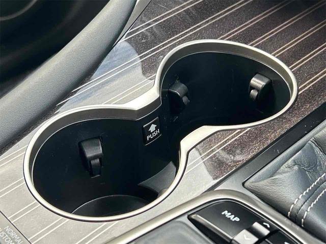 ＲＸ ＲＸ４５０ｈ　バージョンＬ　４ＷＤ　ドライブレコーダー　バックカメラ　オートクルーズコントロール　レーンアシスト　パワーシート　衝突被害軽減システム　ナビ　ＴＶ　オートマチックハイビーム（55枚目）