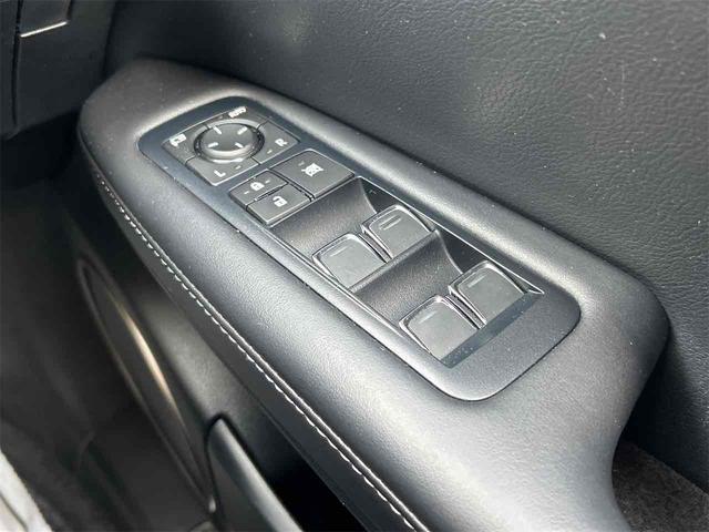 ＲＸ ＲＸ４５０ｈ　バージョンＬ　４ＷＤ　ドライブレコーダー　バックカメラ　オートクルーズコントロール　レーンアシスト　パワーシート　衝突被害軽減システム　ナビ　ＴＶ　オートマチックハイビーム（70枚目）