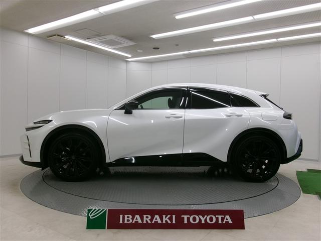 クラウンスポーツ Ｚ　ＡＷＤ　エアバッグ　本革　ＡＢＳ　アルミ　バックモニタ－　衝突回避ブレーキ　ＬＥＤランプ（2枚目）
