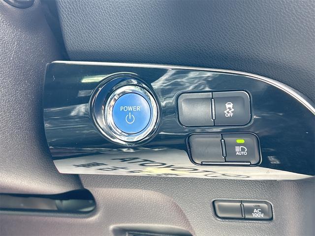 プリウス Sツーリングセレクション ETC クリアランスソナー レーンアシスト オートクルーズコントロール 衝突被害軽減システム バックカメラ ナビ TV アルミホイール オートマチックハイビーム オートライト LEDヘッドランプ(11枚目)