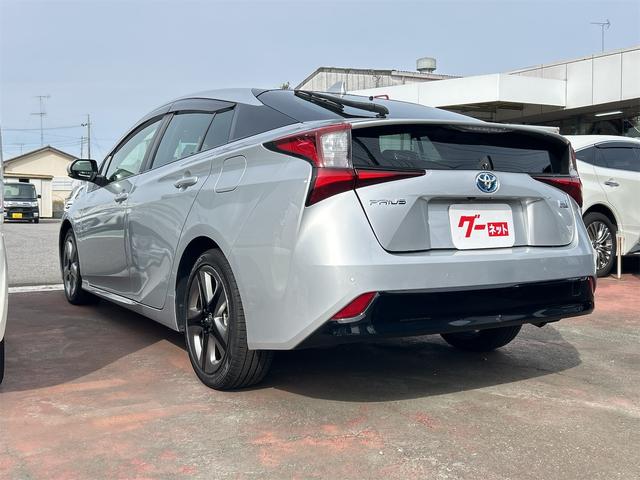 プリウス Sツーリングセレクション ETC クリアランスソナー レーンアシスト オートクルーズコントロール 衝突被害軽減システム バックカメラ ナビ TV アルミホイール オートマチックハイビーム オートライト LEDヘッドランプ(19枚目)