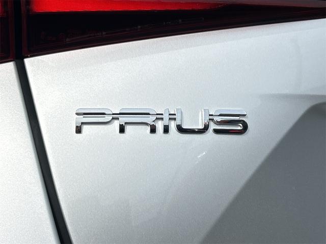 プリウス Sツーリングセレクション ETC クリアランスソナー レーンアシスト オートクルーズコントロール 衝突被害軽減システム バックカメラ ナビ TV アルミホイール オートマチックハイビーム オートライト LEDヘッドランプ(20枚目)