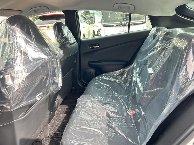 プリウス Sツーリングセレクション ETC クリアランスソナー レーンアシスト オートクルーズコントロール 衝突被害軽減システム バックカメラ ナビ TV アルミホイール オートマチックハイビーム オートライト LEDヘッドランプ(31枚目)