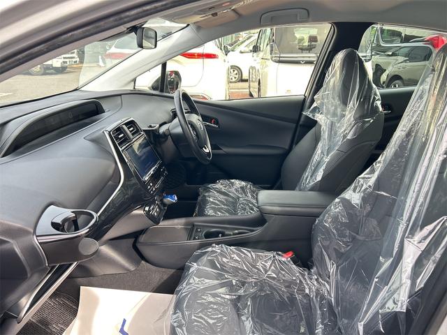 プリウス Sツーリングセレクション ETC クリアランスソナー レーンアシスト オートクルーズコントロール 衝突被害軽減システム バックカメラ ナビ TV アルミホイール オートマチックハイビーム オートライト LEDヘッドランプ(33枚目)