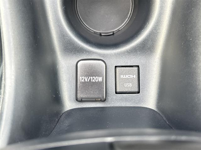 プリウス Sツーリングセレクション ETC クリアランスソナー レーンアシスト オートクルーズコントロール 衝突被害軽減システム バックカメラ ナビ TV アルミホイール オートマチックハイビーム オートライト LEDヘッドランプ(43枚目)