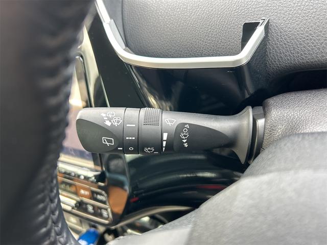 プリウス Sツーリングセレクション ETC クリアランスソナー レーンアシスト オートクルーズコントロール 衝突被害軽減システム バックカメラ ナビ TV アルミホイール オートマチックハイビーム オートライト LEDヘッドランプ(47枚目)