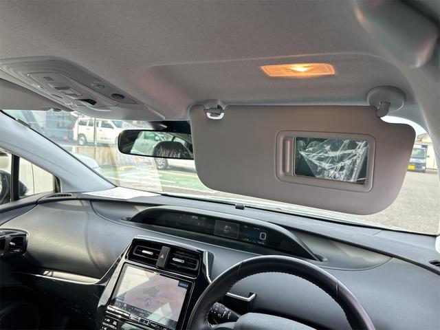 プリウス Sツーリングセレクション ETC クリアランスソナー レーンアシスト オートクルーズコントロール 衝突被害軽減システム バックカメラ ナビ TV アルミホイール オートマチックハイビーム オートライト LEDヘッドランプ(50枚目)