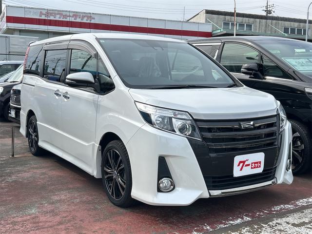 ノア Ｓｉ　ダブルバイビー　ＥＴＣ　バックカメラ　ナビ　ＴＶ　オートクルーズコントロール　レーンアシスト　衝突被害軽減システム　両側電動スライドドア　オートマチックハイビーム　オートライト　ＬＥＤヘッドランプ　スマートキー（14枚目）