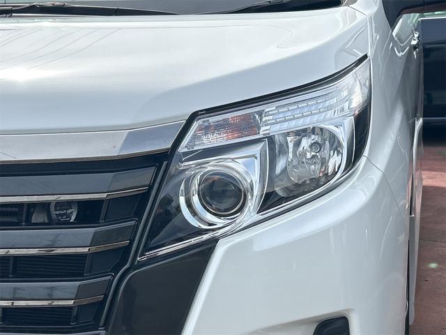 ノア Ｓｉ　ダブルバイビー　ＥＴＣ　バックカメラ　ナビ　ＴＶ　オートクルーズコントロール　レーンアシスト　衝突被害軽減システム　両側電動スライドドア　オートマチックハイビーム　オートライト　ＬＥＤヘッドランプ　スマートキー（30枚目）