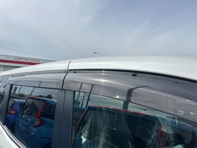 ノア Ｓｉ　ダブルバイビー　ＥＴＣ　バックカメラ　ナビ　ＴＶ　オートクルーズコントロール　レーンアシスト　衝突被害軽減システム　両側電動スライドドア　オートマチックハイビーム　オートライト　ＬＥＤヘッドランプ　スマートキー（32枚目）