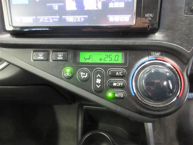 アクア Ｇ　ナビ装備　バックモニタ　デュアルエアバック　ＨＤＤナビゲーション　ＬＥＤ　パワーウィンドウ　ＡＴエアコン　ＡＢＳ　パワーステアリング　アルミ　運転席エアバッグ（8枚目）