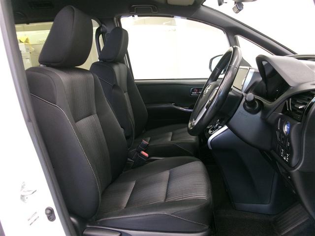 ヴォクシー ハイブリッドＺＳ　煌ＩＩ　電動両側スライドドア　ドライブレコーダ　パワーステアリング　ＤＶＤ再生可　リアクーラー　スマキー　地デジＴＶ　ＡＵＸ　横滑防止　Ｗエアバック　ＡＡＣ　ＬＥＤランプ　エアバッグ　ナビＴＶ　盗難防止装置（15枚目）