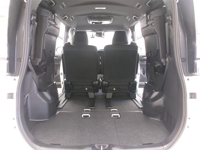 ヴォクシー ハイブリッドＺＳ　煌ＩＩ　電動両側スライドドア　ドライブレコーダ　パワーステアリング　ＤＶＤ再生可　リアクーラー　スマキー　地デジＴＶ　ＡＵＸ　横滑防止　Ｗエアバック　ＡＡＣ　ＬＥＤランプ　エアバッグ　ナビＴＶ　盗難防止装置（18枚目）