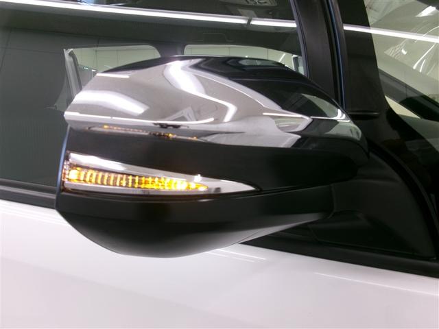 ヴォクシー ハイブリッドＺＳ　煌ＩＩ　電動両側スライドドア　ドライブレコーダ　パワーステアリング　ＤＶＤ再生可　リアクーラー　スマキー　地デジＴＶ　ＡＵＸ　横滑防止　Ｗエアバック　ＡＡＣ　ＬＥＤランプ　エアバッグ　ナビＴＶ　盗難防止装置（19枚目）