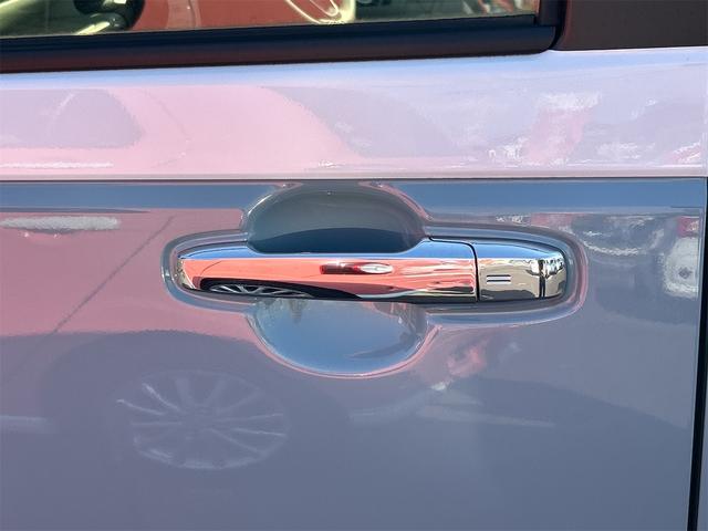 ムーヴキャンバス ストライプスＧ　バックカメラ　両側電動スライドドア　ＴＶ　クリアランスソナー　衝突被害軽減システム　オートライト　ＬＥＤヘッドランプ　スマートキー　アイドリングストップ　電動格納ミラー　シートヒーター　ベンチシート（31枚目）