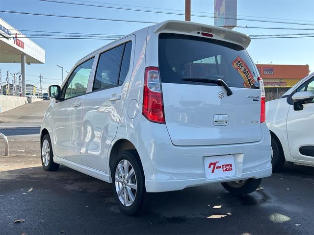 ワゴンＲ ＦＸリミテッド　ＥＴＣ　オートライト　ＨＩＤ　スマートキー　アイドリングストップ　電動格納ミラー　ＣＶＴ　盗難防止システム　ＡＢＳ　ＣＤ　アルミホイール　衝突安全ボディ　エアコン（21枚目）