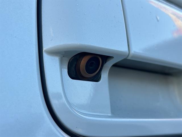 ワゴンＲ ＦＸリミテッド　ＥＴＣ　オートライト　ＨＩＤ　スマートキー　アイドリングストップ　電動格納ミラー　ＣＶＴ　盗難防止システム　ＡＢＳ　ＣＤ　アルミホイール　衝突安全ボディ　エアコン（24枚目）