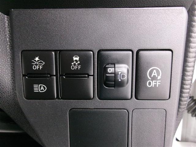 ハイゼットカーゴ ＤＸ　ＳＡＩＩＩ　バックモニタ　カーナビ　ヘッドライトＬＥＤ　メモリナビ　ＥＴＣ付き　オートエアコン　キ－レス　デュアルエアバッグ　エコアイドル　フルフラットシート　前席パワーウィンドウ　運転席エアバッグ　ＡＢＳ（9枚目）