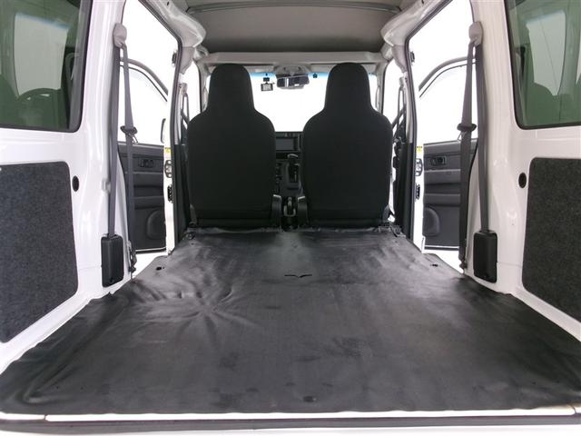 ハイゼットカーゴ ＤＸ　ＳＡＩＩＩ　バックモニタ　カーナビ　ヘッドライトＬＥＤ　メモリナビ　ＥＴＣ付き　オートエアコン　キ－レス　デュアルエアバッグ　エコアイドル　フルフラットシート　前席パワーウィンドウ　運転席エアバッグ　ＡＢＳ（16枚目）