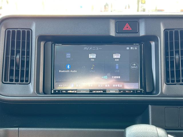 ハイゼットカーゴ ＤＸ　ＳＡＩＩＩ　ＡＴ　衝突被害軽減システム　レーンアシスト　ドライブレコーダー　ナビ　バックカメラ　両側スライドドア　アイドリングストップ　オートマチックハイビーム　ＡＢＳ　ＥＳＣ　エアコン（6枚目）