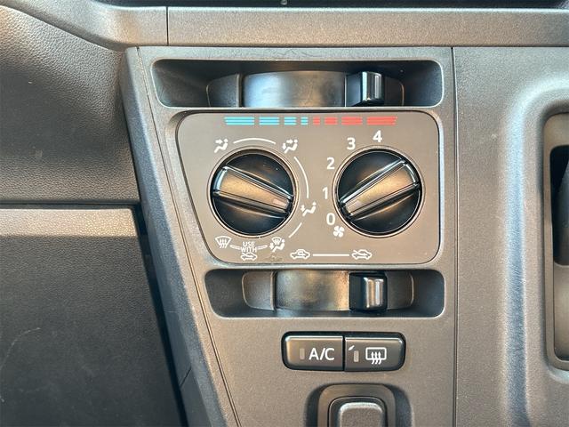 ハイゼットカーゴ ＤＸ　ＳＡＩＩＩ　ＡＴ　衝突被害軽減システム　レーンアシスト　ドライブレコーダー　ナビ　バックカメラ　両側スライドドア　アイドリングストップ　オートマチックハイビーム　ＡＢＳ　ＥＳＣ　エアコン（8枚目）