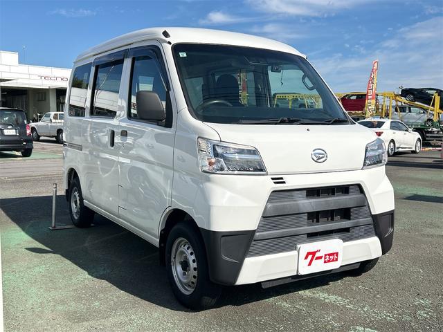 ハイゼットカーゴ ＤＸ　ＳＡＩＩＩ　ＡＴ　衝突被害軽減システム　レーンアシスト　ドライブレコーダー　ナビ　バックカメラ　両側スライドドア　アイドリングストップ　オートマチックハイビーム　ＡＢＳ　ＥＳＣ　エアコン（13枚目）